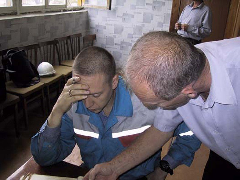 Белый К.В. на обследовании котлов в Белгороде 2002 